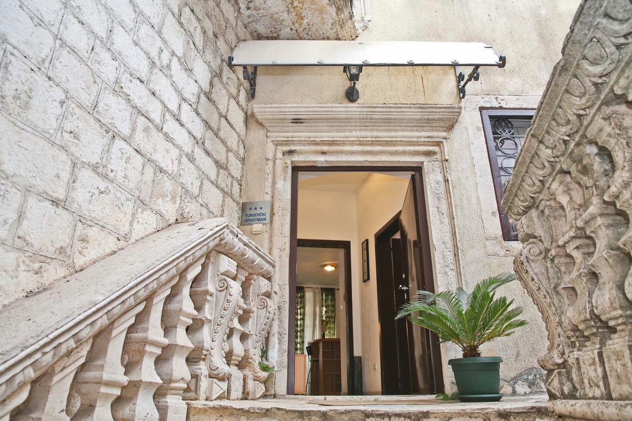 Apartamento Old Town Kotor Square Exterior foto